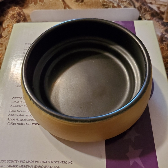 Scentsy Dish Stampede brand new